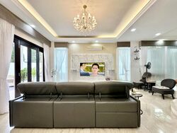 Bedok Avenue (D16), Semi-Detached #472244511